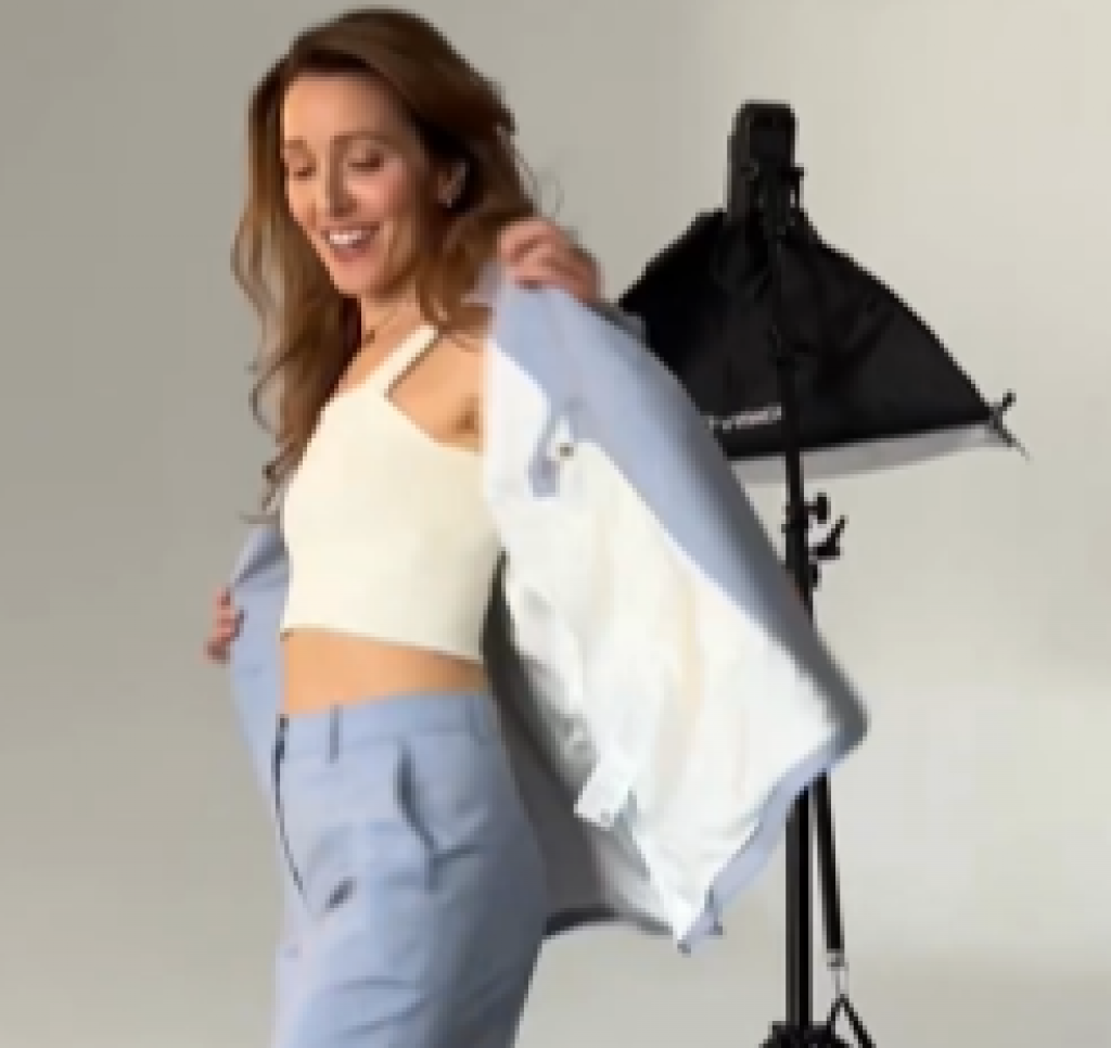 DOŠLO JE VREME KADA NAJJAČI O(P)STAJU Jelena Đoković zapalila društvene mreže, u ovakvom izdanju je još niste videli (VIDEO)