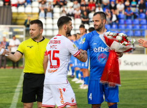 PRELEP GEST U LUČANIMA Fudbaleri Mladosti napravili špalir za prvaka države - Crvenu zvezdu