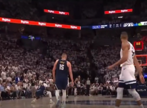 DA LI JE OVO REALNO? Sve oko njega gori, ljudi vrište, a Jokić... (VIDEO)