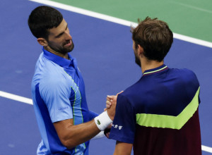 NOVAK UVEK SMISLI NEŠTO NOVO Medvedev surovo iskren: Svaki put se to desi kada igram protiv njega