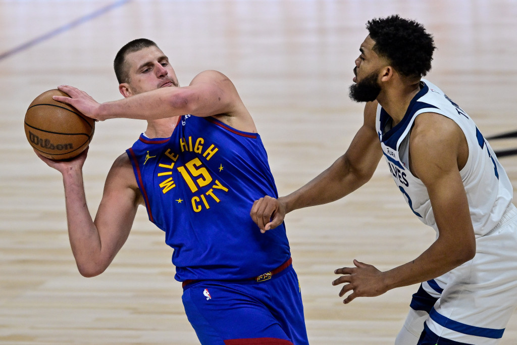 SVE STAJE U JEDNU UTAKMICU Evo kada Nikola Jokić igra majstoricu