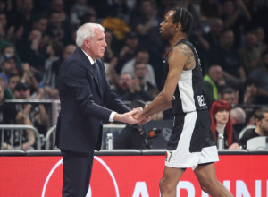 NOVI UDAR NA PANTERA Košarkaška legenda tvrdi: Najgori igrač u istoriji Partizana