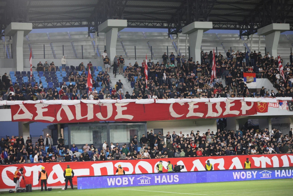 LEGENDE SE NE ZABORAVLJAJU Sjajan gest navijača Zvezde i Vojvodine (FOTO)