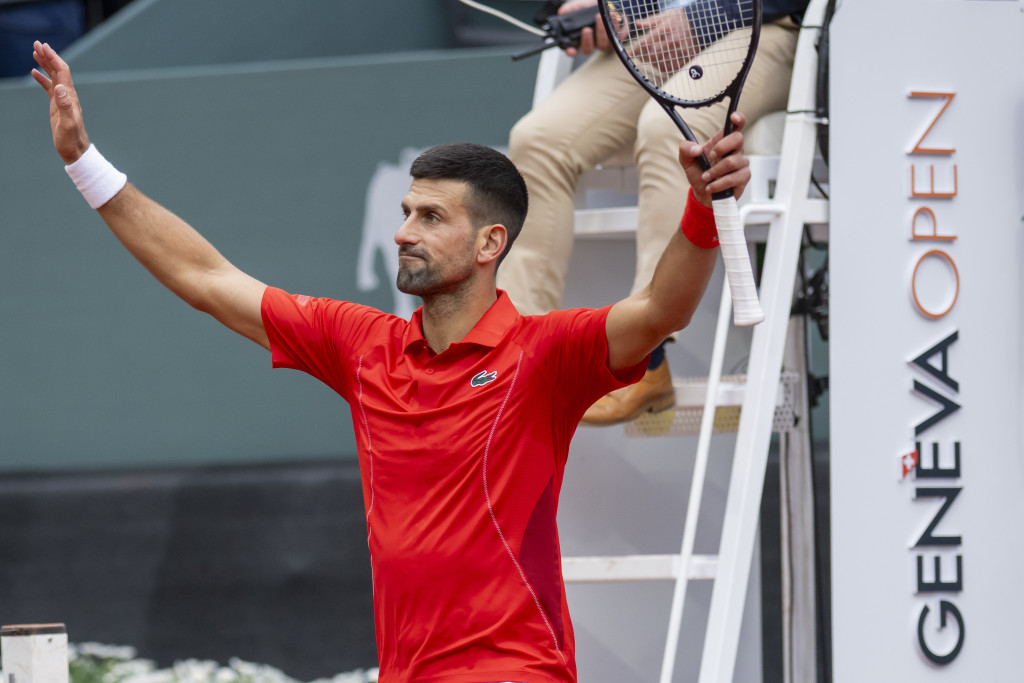 NADAL BIJE BITKU, A NOLE GLEDA Đoković pomno prati derbi dana između Rafe i Zvereva (VIDEO)