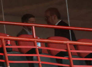 Predsednik Vučić prisustvuje utakmici između fudbalera Crvene zvezde i Čukaričkog