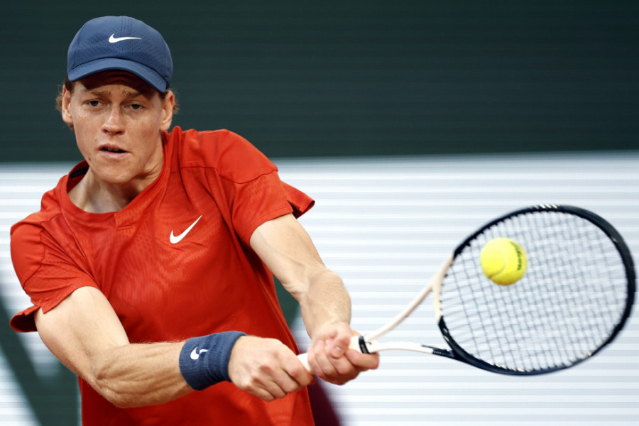 NIŠTA OD IZNENAĐENJA Francuz počeo furiozno, ali je Siner previše kvalitetan - pobeda za četvrtfinale Rolan Garosa