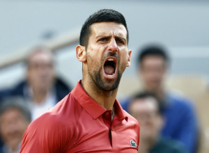 POTPUNO JE POLUDEO Evo zašto se Novak svađao tokom meča: Ti znaš bolje od mene!