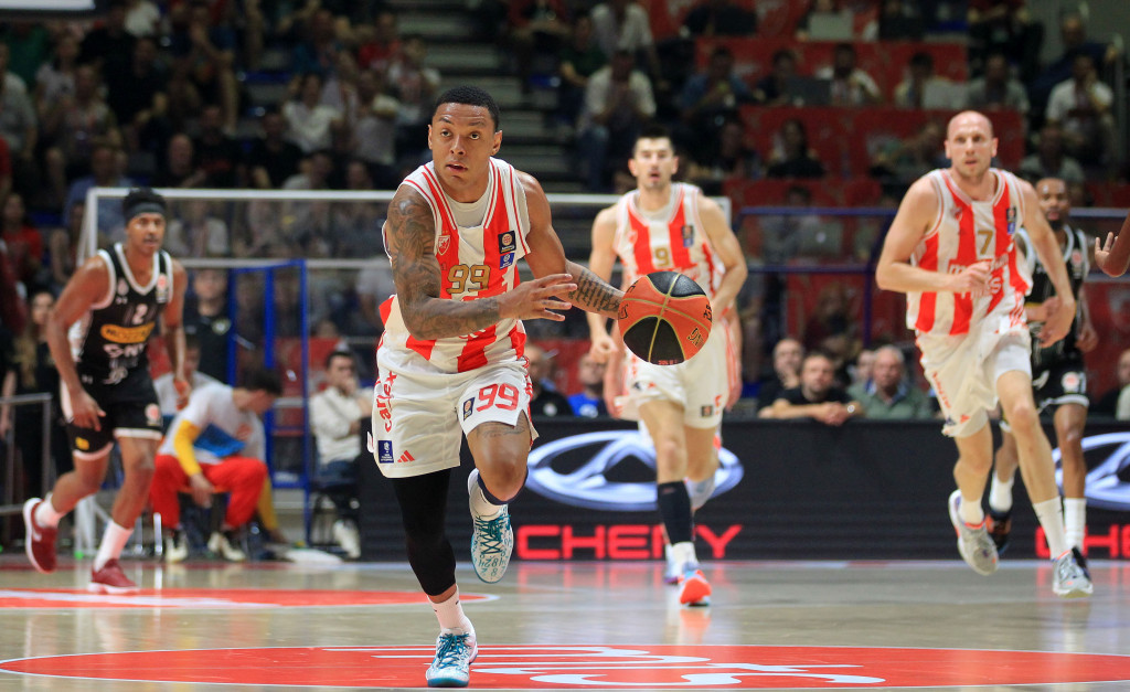 OBEVEŠTENJE ZA NAVIJAČE Zvezda se oglasila, svi koji žele da gledaju klub će morati da požure