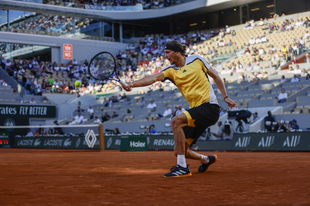 ZVEREV SERVIRAO OSVETU I PLASIRAO SE U FINALE ROLAN GAROSA Nemac ide na megdan Alkarazu, igraće i za Novaka