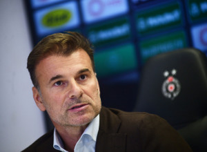 STANOJEVIĆ PROMOVISAN I VEĆ DOBIJA PRVO POJAČANJE Holanđanin blizu Humske?