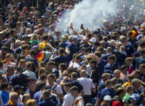 HAOS PRED OTVARANJE EVROPSKOG PRVENSTVA Pijani Škot izazvao nesreću