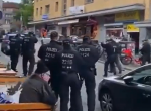NOVE INFORMACIJE IZ HAMBURGA Pojavio se snimak sa napadačem, ozbiljan pokolj jedva sprečen (VIDEO)