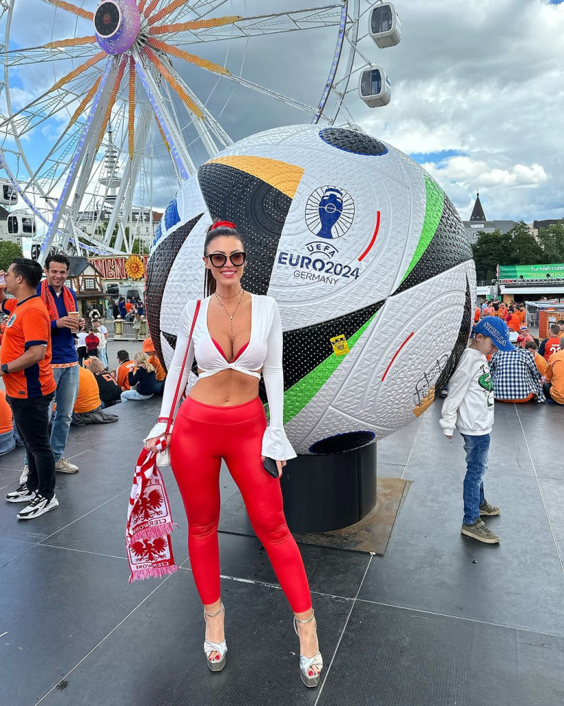 BADAVA BODRILA Mis stigla na stadion, njenim Poljacima nije pomoglo navijanje punim plućima