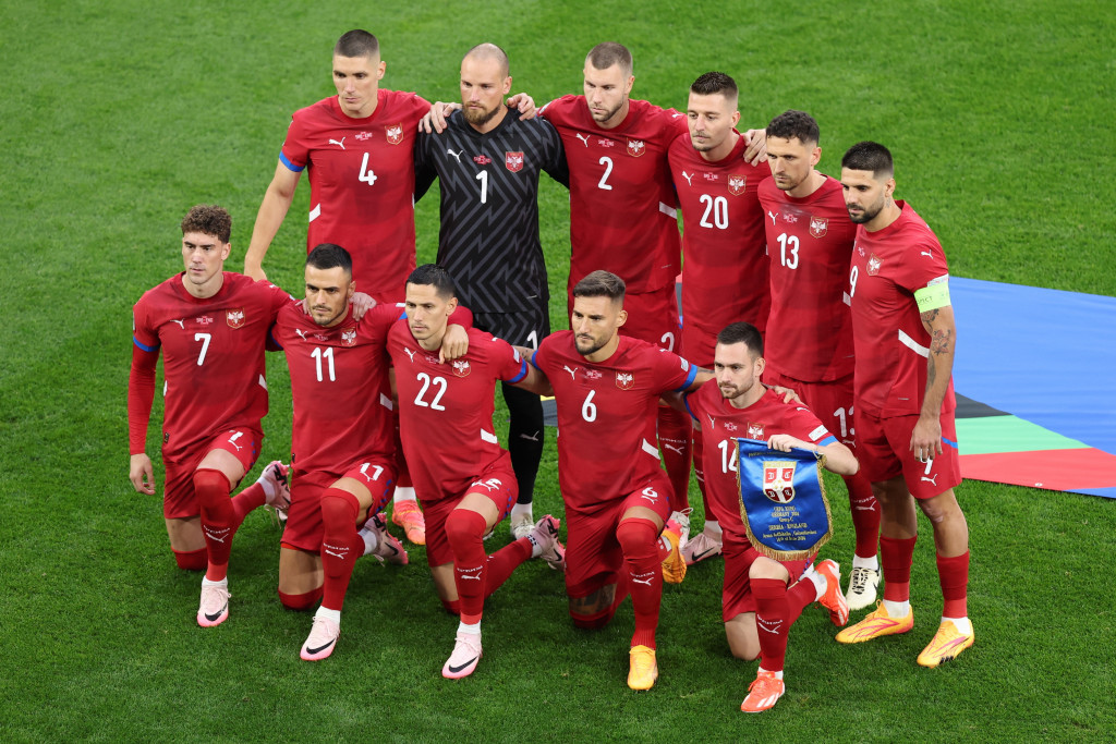 UEFA NE PRAŠTA Kažnjene Srbija i Albanija