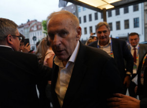 "NIKO SE NE MEŠA U PIKSIJEV POSAO" Oglasio se Džajić pred meč sa Slovenijom: Srbija zaslužuje osminu finala
