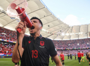 BOLJE DA SE NE VRAĆA U RUSIJU Oglasio se klub albanskog fudbalera koji je vređao Makedonce, čeka ga žestoka kazna