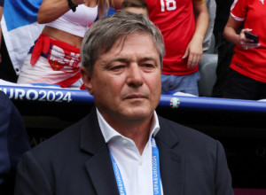 DA LI JE DOBRO ŠTO JE PIKSI OSTAO SELEKTOR? Čuveni trener dao odgovor na nezgodno pitanje o reprezentaciji Srbije