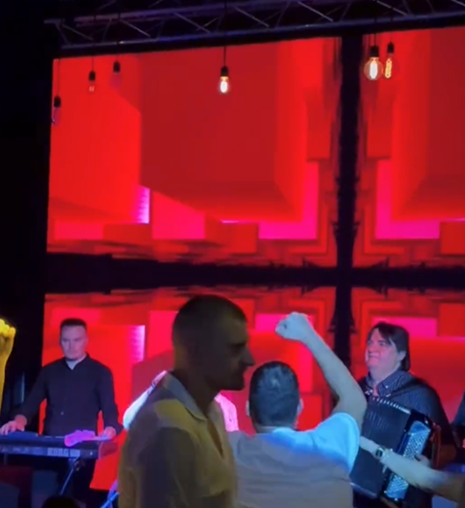 OVO NEMA U AMERICI Jokić u transu na nastupu Zorice Brunclik (VIDEO)