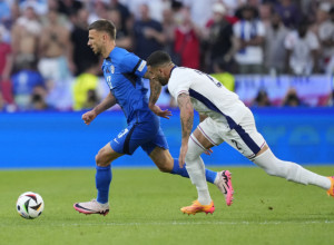 SLOVENIJA IDE U OSMINU FINALA Engleska nije pomogla Srbiji