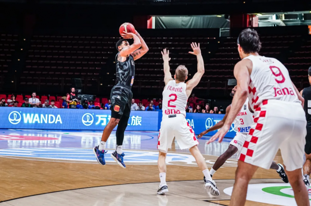 KAKAV ŠAMAR ZA HRVATE Posle Slovenaca se izblamirali, autsajder ih nokautirao u Atini