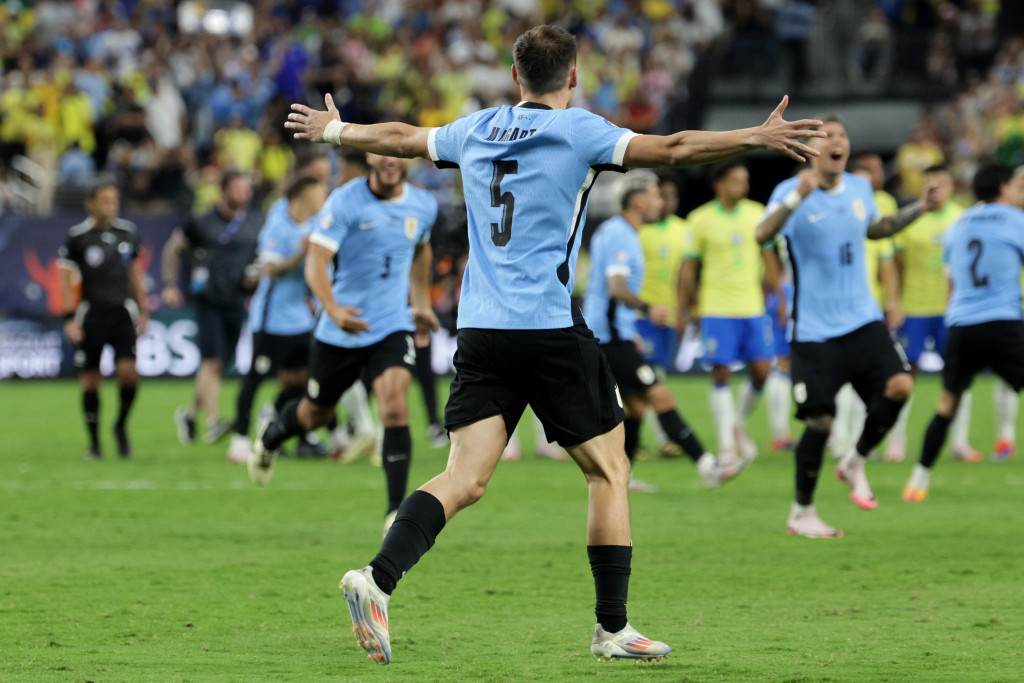 URUGVAJ ŠOKIRAO BRAZIL Karioke imale igrača više, ali bez ostale plasmana u polufinale Kopa Amerike