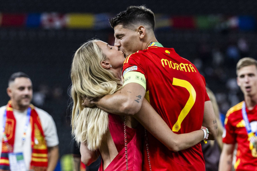 POLJUBAC ZA ŠAMPIONE Sjatile se lepotice, slave titulu