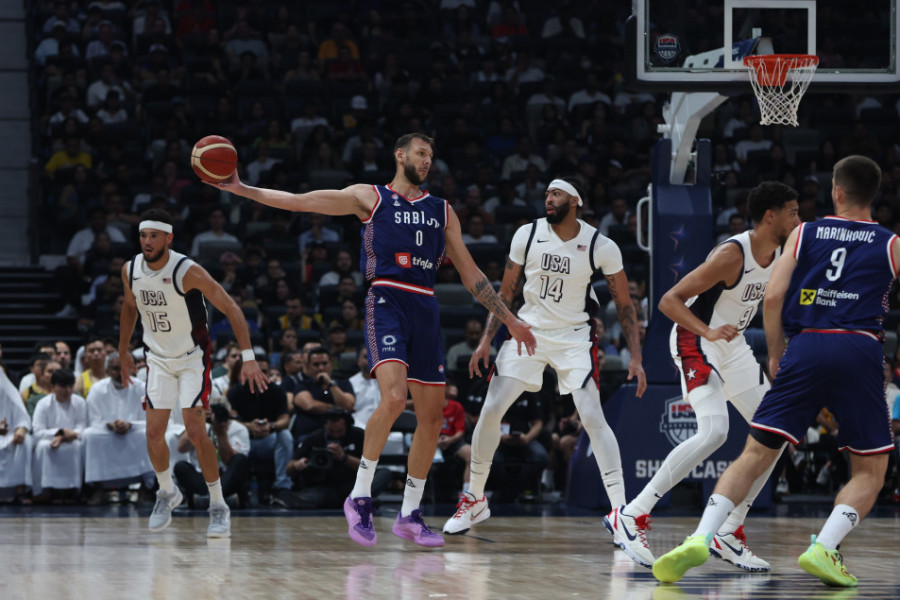 LETO KOJE ĆE PAMTITI DO KRAJA ŽIVOTA Uroš Plavšić za sport.alo o putu od potpisa za Zvezdu, skandiranja "delija", poziva selektora Pešića do igranja protiv NBA zvezda...
