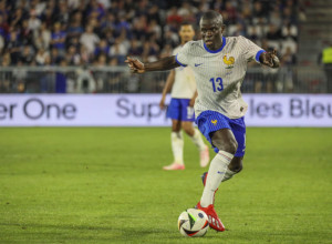 NA POMOLU VELIKI TRANSFER Reprezentativac Francuske pred povratkom u Premijer ligu