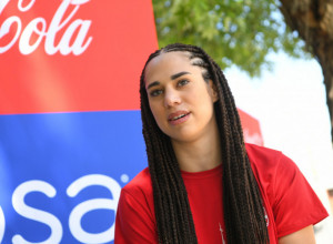 SPREMNA DA NASTAVI NIZ Simpatična Aleksandra Perišić debituje na Olimpijskim igrama, a za sport.alo poručuje: Daće Bog da slavimo zlatnu medalju, hvala Tijani i Milici