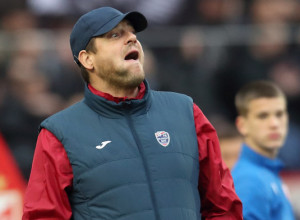 LALATOVIĆ PREDSTAVLJEN Novi trener Vojvodine odmah razbesneo navijače Partizana