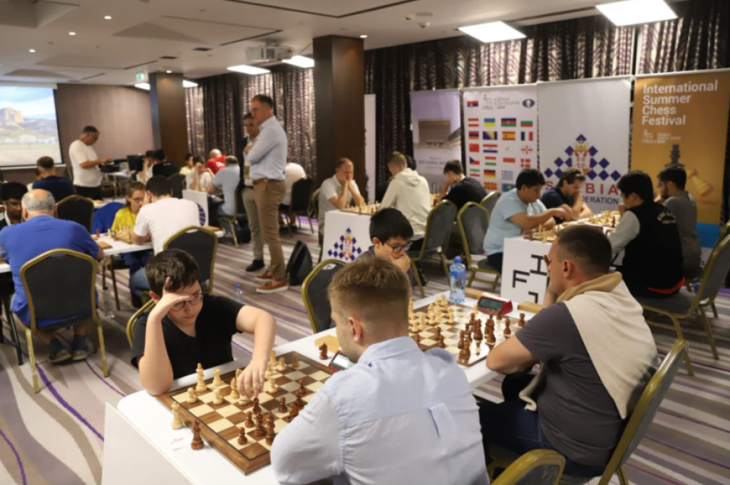 PET OD PET Ubedljiv trijumf Sarane u brzopoteznom šahu na "Srbija open-u 2024"