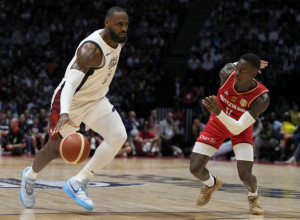 DRIM TIM SE OPET MUČIO Lebron Džejms ponovo spasio Amerikance bruke (VIDEO)