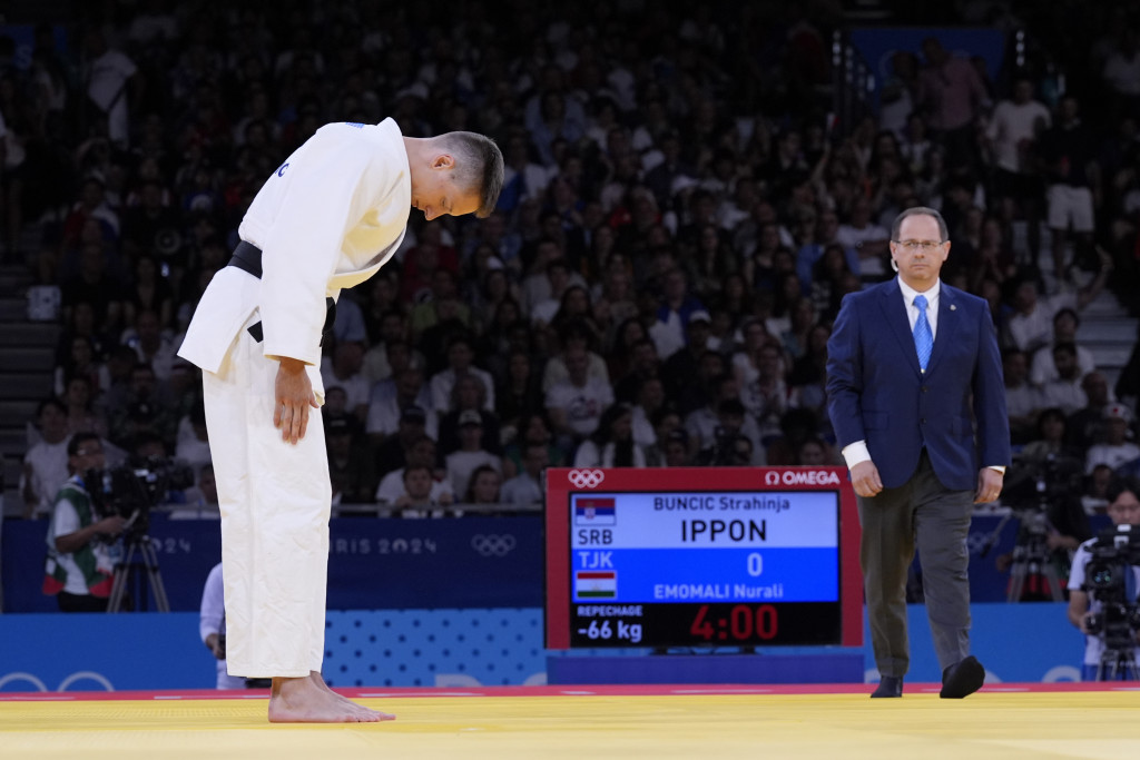 OŠTEĆENI SMO Srpski džudista zagrmeo posle poraza od Japana, njegove reči odzvanjaju