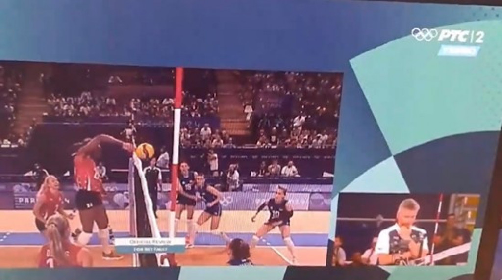 SUDIJA OŠTETIO NAŠE ODBOJKAŠICE?! Srbiji ukraden poen na samom kraju meča, isplivao snimak sporne situacije (VIDEO)