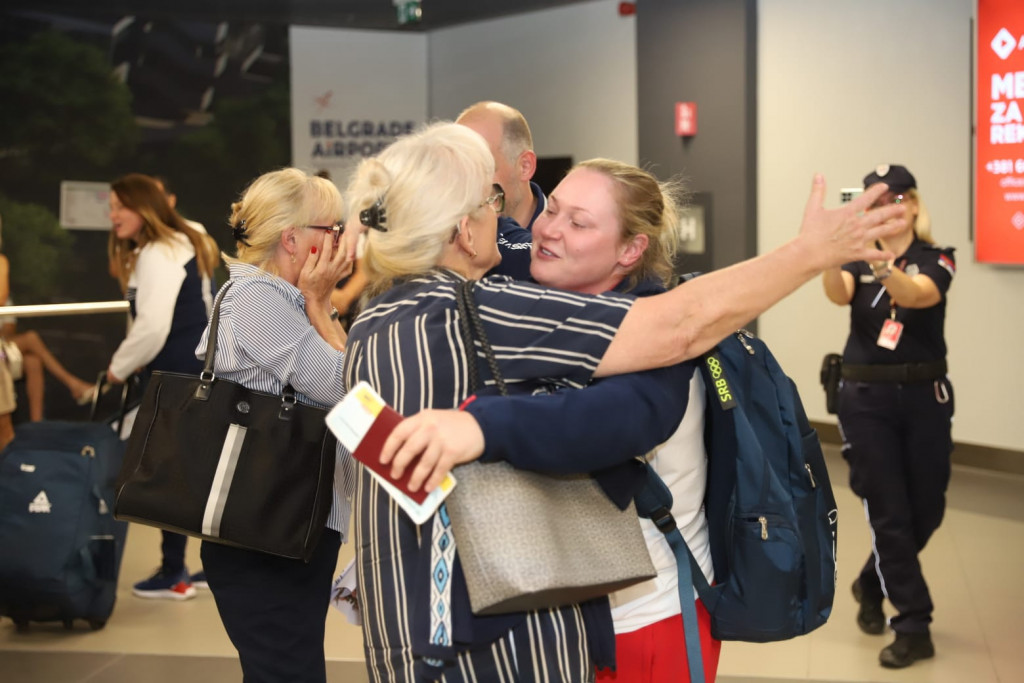 ZLATO STIGLO U SRBIJU Zoranu Arunović preplavile emocije (FOTO GALERIJA)