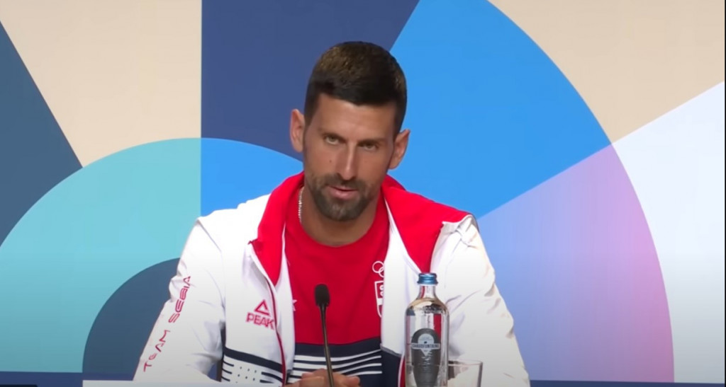 ĐOKOVIĆ O POVREDI POSLE PLASMANA U FINALE Novak zabrinuo navijače, evo šta je sada rekao o kolenu