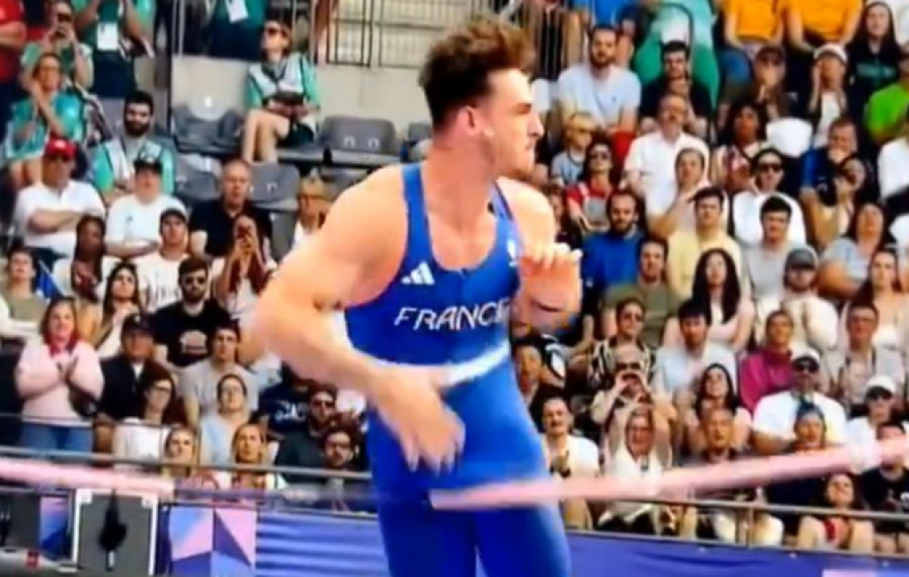 DA LI DA SE RADUJE ILI DA TUGUJE? Ostao bez finala zbog velikog polnog organa (VIDEO)