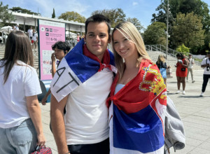 NOVAK NE MORA DA BRINE ZA PODRŠKU Karta za finale košta nenormalno mnogo, a oni je kupili za 400 evra, porodica iz Izraela bodri Đokovića