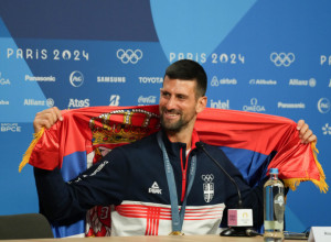 VLADA SRBIJE SE OGLASILA Vredne nagrade za Đokovića i Troickog