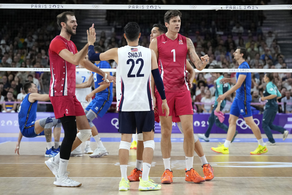 SVETSKI ŠAMPION OSTAO BEZ MEDALJE Amerikanci se prošetali do bronze