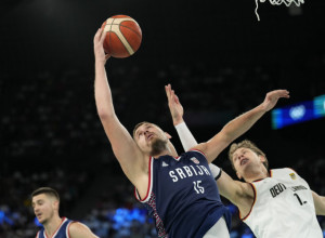 KOŠARKAŠI SRBIJE SERVIRALI OSVETU I OSVOJILI BRONZU Jokić dirigovao, "orlovi" držali čas i razbili Nemce za novu medalju