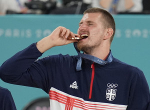 POTEZ KOJI JE PROMENIO KARIJERU NIKOLI JOKIĆU Zamalo da ne završi u NBA ligi, ko zna šta bi bilo da je ostao u Evropi