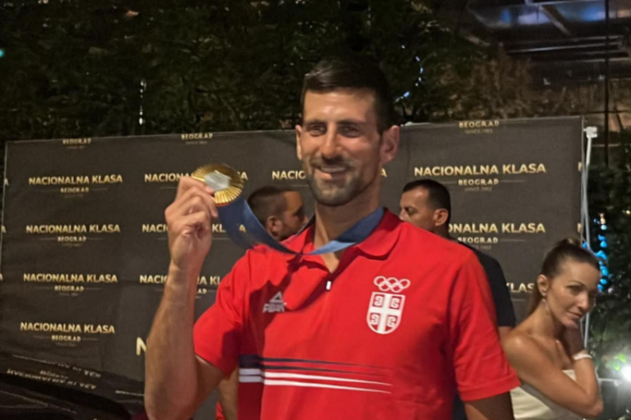 SVE JE SPREMNO ZA ŽURKU Novak stigao u poznat prestonički restoran, olimpijci će ovde nastaviti feštu posle dočeka (FOTO)