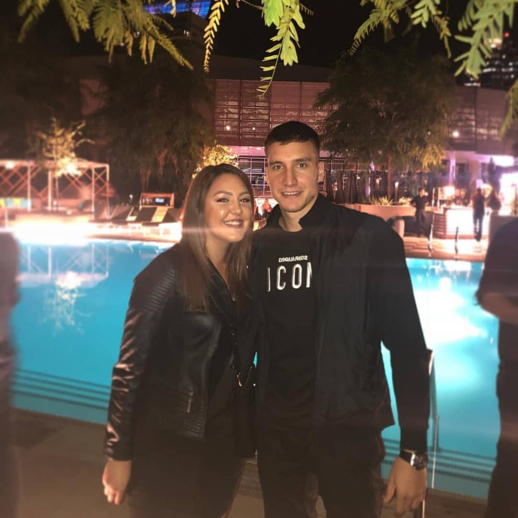 OVO MOŽE SAMO VOLJENA SESTRA Bogdanović dobio čestitku od koje se TOPE SRCA, ovako je izgledao kad je bio dete (FOTO)