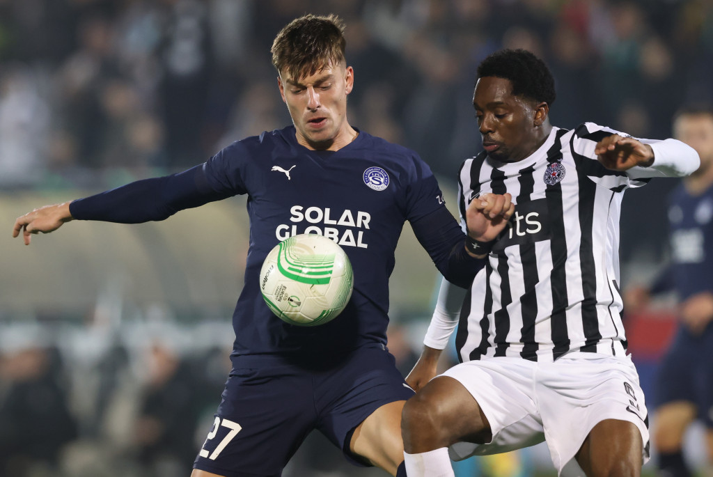 BODE SE NE ŠALI Ovo nikako nije dobro, dao gol Partizanu, sada će pretiti Zvezdi