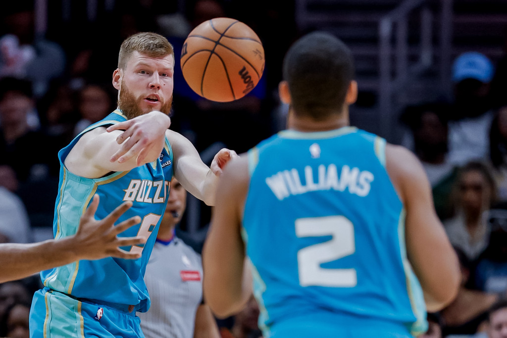 KONAČNO SE OGLASIO DAVIS BERTANS Letonac otkrio zašto nije došao u Partizan
