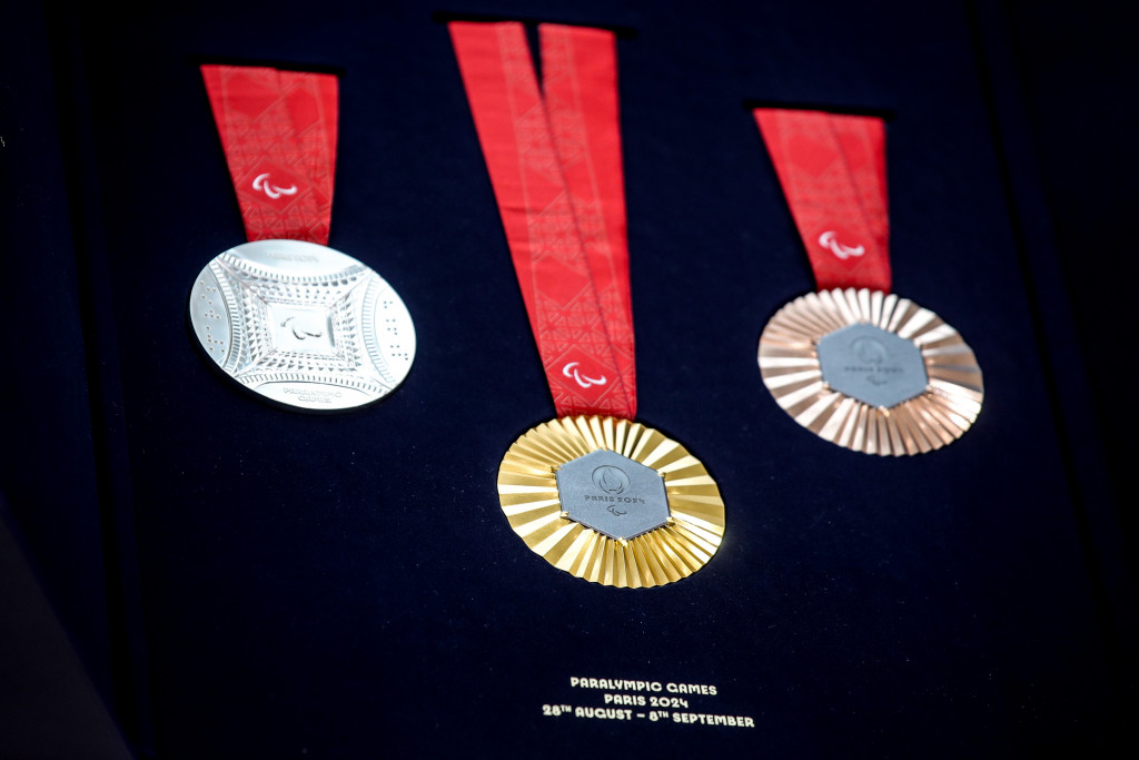 OGLASIO SE POKS POSLE SKANDALA Velika nepravda, ne navode se razlozi zbog kojih je Đuriću oduzeta medalja