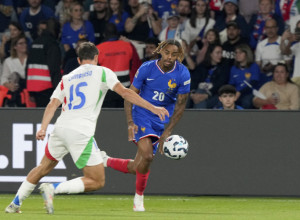 ITALIJAN NIKADA NEĆE ZABORAVITI OVU GREŠKU Francuzi šokirali Azure posle samo 13 sekundi i oborili rekord (VIDEO)