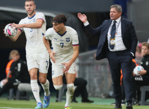 "SERGEJ I MITROVIĆ NAM NISU POTREBNI" Poznati fudbalski stručnjak podigao veliku buru izjavom nakon poraza od Danske
