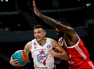 AVRAMOVIĆ NASTAVLJA DA BRILJIRA U MOSKVI Još jedna odlična partija srpskog reprezentativca za pobedu CSKA u velikom derbiju